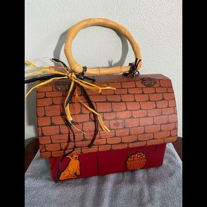 Adorable Vintage Wooden Purse
